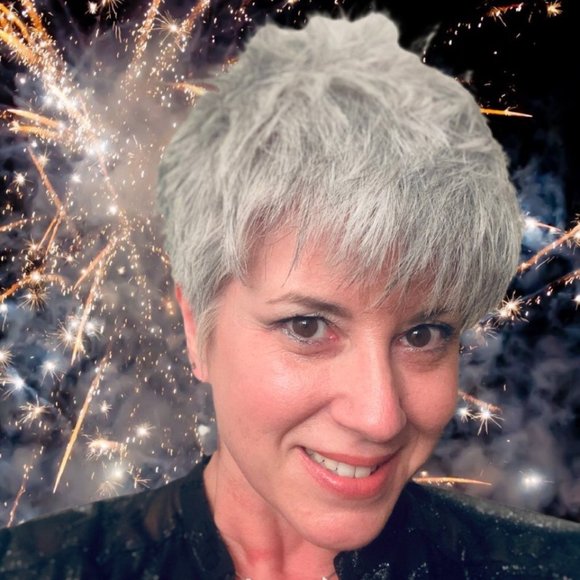 Meet your Posher, Stephanie - Picture 1 of 1